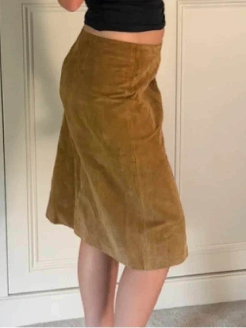 Vintage Suede Pencil Skirt in Camel Brown